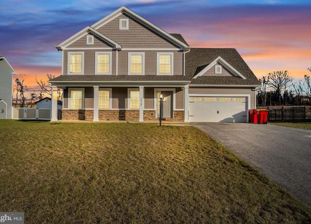 Property at 1718 Treeline Dr, Shippensburg, PA 17257, 4 beds, 2.5 baths