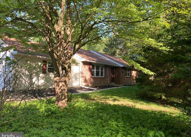 Property at 1420 E Boot Rd, West Chester, PA 19380, 3 beds, 2 baths