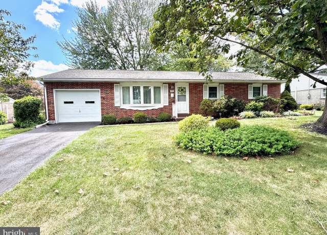 Property at 1007 Lilac Ln, Lebanon, PA 17042, 3 beds, 1.5 baths