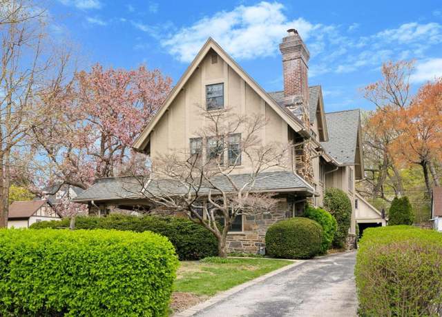 Property at 309 Hathaway Ln, Wynnewood, PA 19096, 7 beds, 3.5 baths