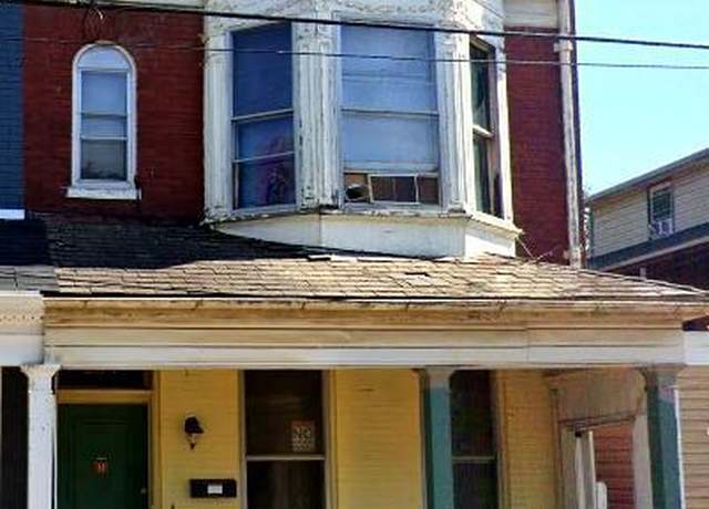 Property at 254 E Prospect St, York, PA 17403, 5 beds, 2 baths