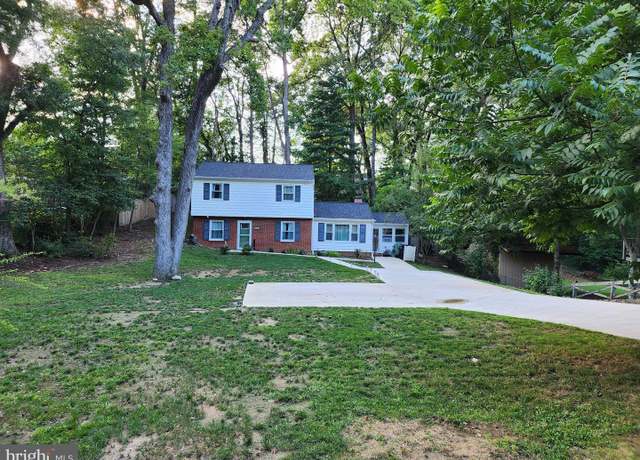 Property at 211 Wilderness Ln, Fredericksburg, VA 22401, 3 beds, 2.5 baths