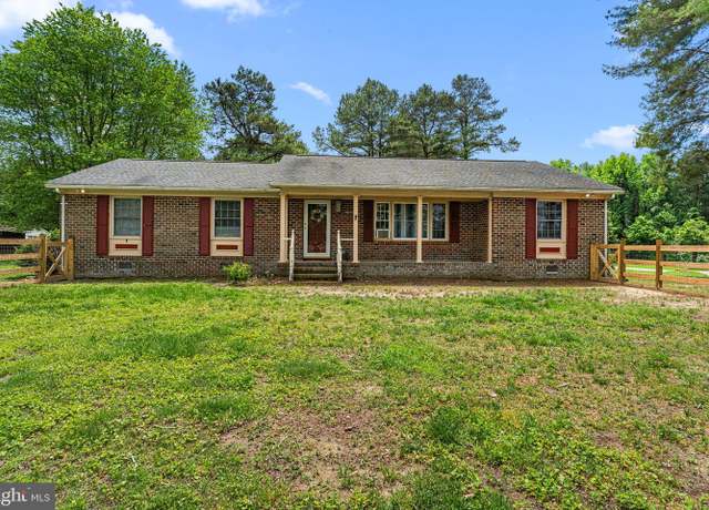Property at 31 Bunker Hill Rd, Farnham, VA 22460, 3 beds, 2 baths