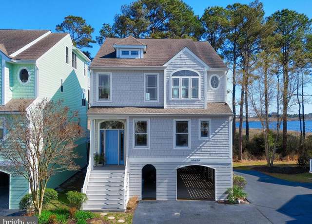 Property at 32570 Heron Cir #9, Bethany Beach, DE 19930, 5 beds, 3.5 baths