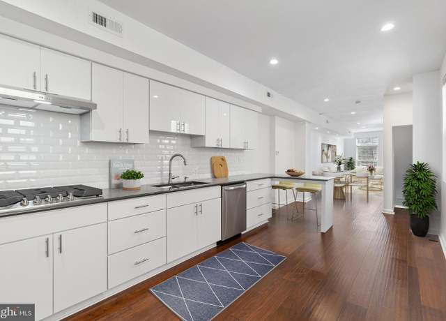 Property at 2514 Ashland Ave, Baltimore, MD 21205, 2 beds, 3 baths
