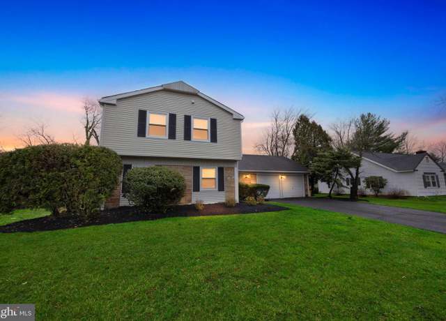 Property at 25 Thornhill Ln, Willingboro, NJ 08046, 4 beds, 2.5 baths