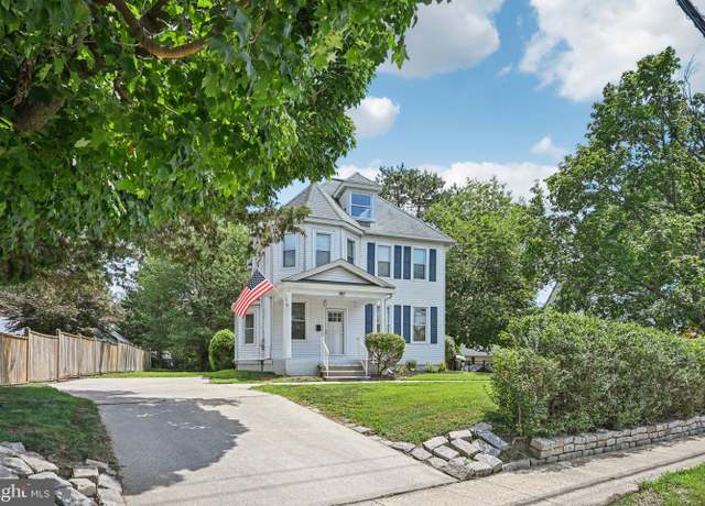 Property at 207 NE Atlantic Ave, Magnolia, NJ 08049, 4 beds, 2 baths