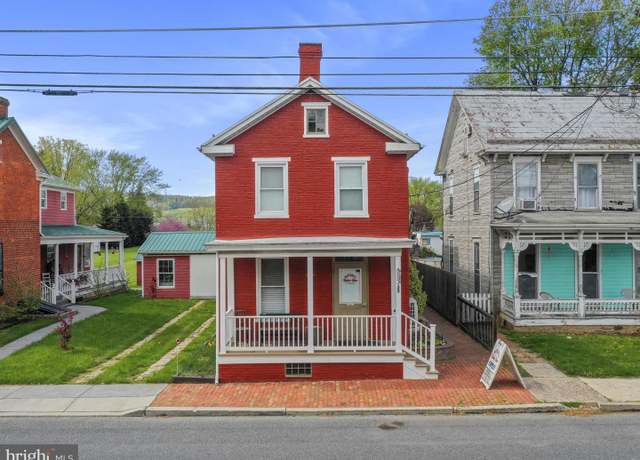 Property at 123 W Main St, Fairfield, PA 17320, 3 beds, 3 baths