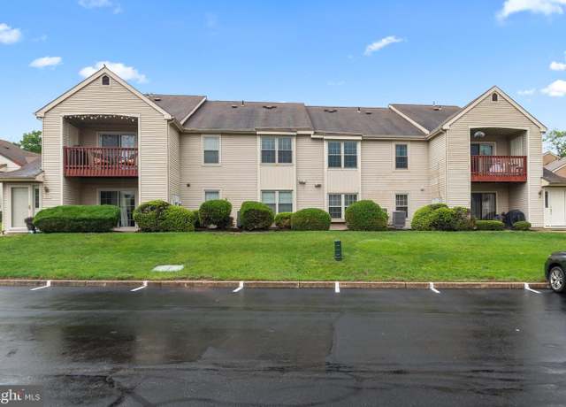 Property at 1206 Barry Ct, Southampton, PA 18966, 2 beds, 2 baths