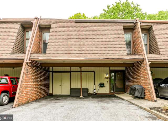 Property at 609 Cedar Ridge Ln, Mechanicsburg, PA 17055, 3 beds, 3.5 baths