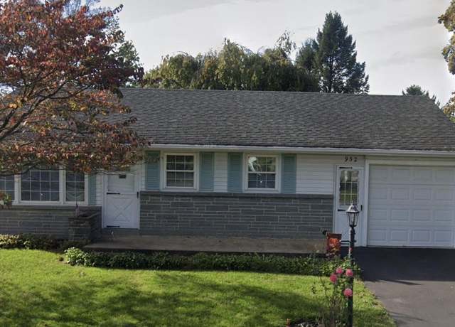 Property at 952 Anderson Ferry Rd, Mount Joy, PA 17552, 2 beds, 1 bath