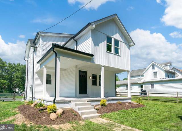 Property at 201 Penllyn Pike, Blue Bell, PA 19422, 3 beds, 3 baths