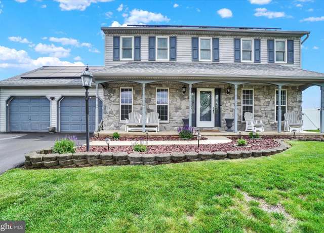 Property at 286 Mountain View Dr, York, PA 17404, 4 beds, 2.5 baths