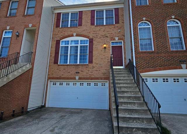 Property at 42915 Shelbourne Sq, Chantilly, VA 20152, 3 beds, 3 baths