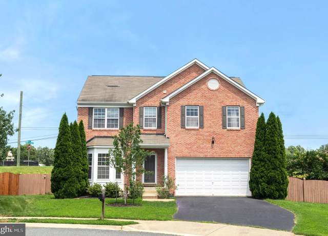 Property at 10 Minniear Ct, Fredericksburg, VA 22406, 4 beds, 3.5 baths