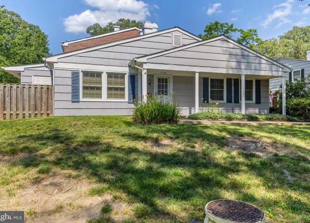 Property at 1746 Woodridge Ct, Crofton, MD 21114, 2 beds, 1 bath