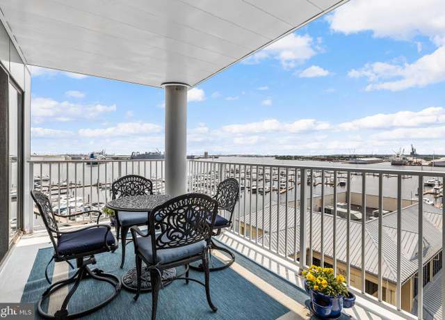 Property at 2702 Lighthouse Pt E #638, Baltimore, MD 21224, 3 beds, 2 baths