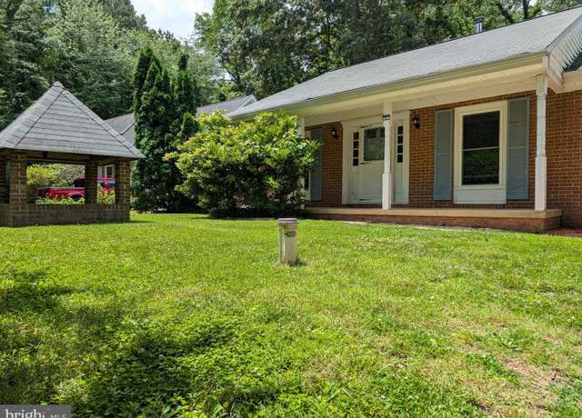 Property at 13149 River View Dr, Lusby, MD 20657, 3 beds, 2 baths