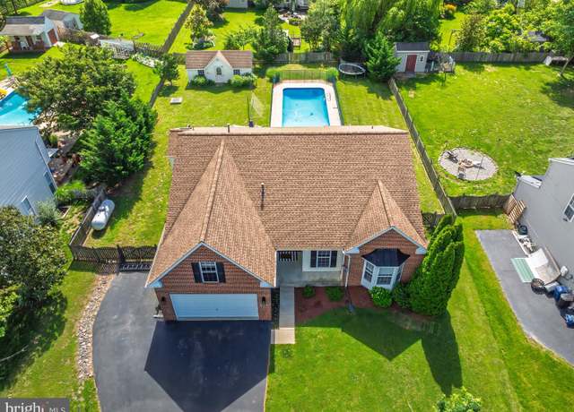Property at 155 Edenderry Ave, Centreville, MD 21617, 4 beds, 2 baths