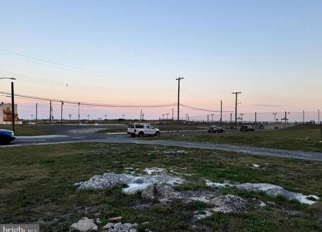 Property at 243 S Metropolitan Ave, Atlantic City, NJ 08401