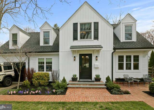 Property at 703 Maple Ct, Moorestown, NJ 08057, 5 beds, 2.5 baths