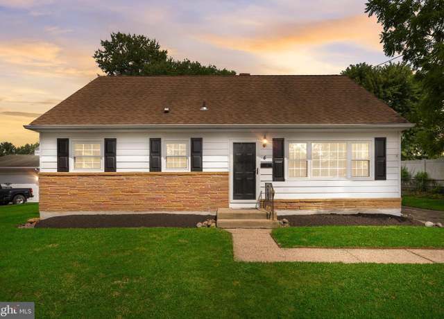 Property at 4 Devon Rd, Marlton, NJ 08053, 4 beds, 1 bath