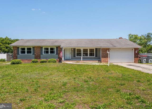 Property at 1654 Washington Ave, Vineland, NJ 08361, 3 beds, 2 baths