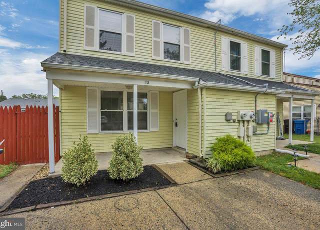 Property at 33 Libra Ln, Sewell, NJ 08080, 2 beds, 1.5 baths
