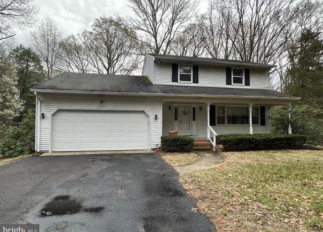 Property at 575 Centerton Rd, Elmer, NJ 08318, 3 beds, 1.5 baths