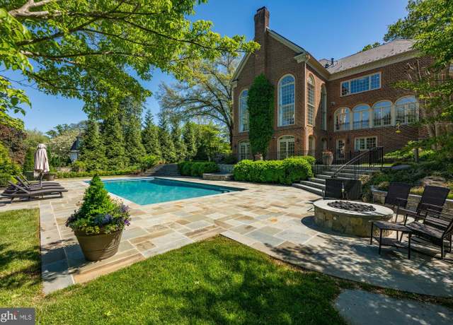 Property at 1101 Dogwood Dr, Mclean, VA 22101, 5 beds, 6.5 baths