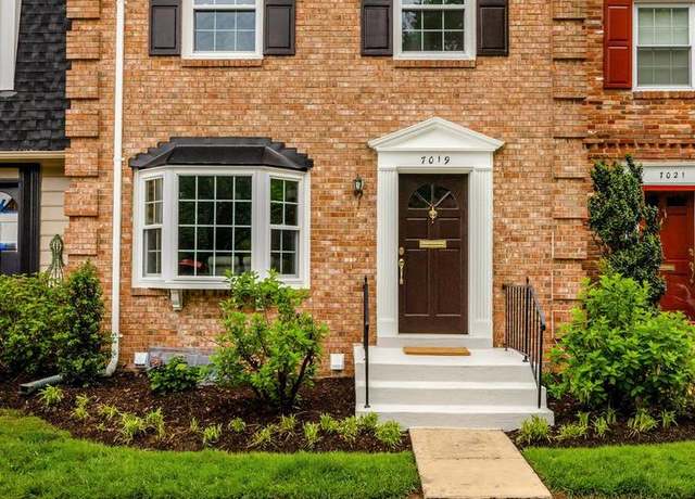 Property at 7019 Alicent Pl, Mclean, VA 22101, 3 beds, 2.5 baths