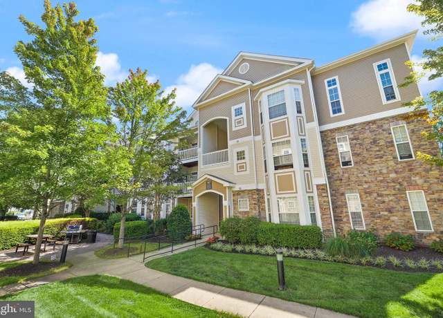 Property at 507 Sunset View Ter SE #108, Leesburg, VA 20175, 2 beds, 2 baths