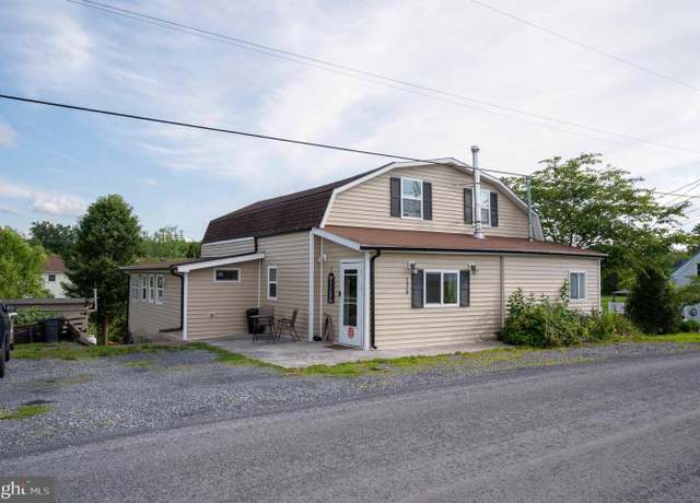 Property at 134 Catlett Mountain Rd, Front Royal, VA 22630, 3 beds, 2.5 baths