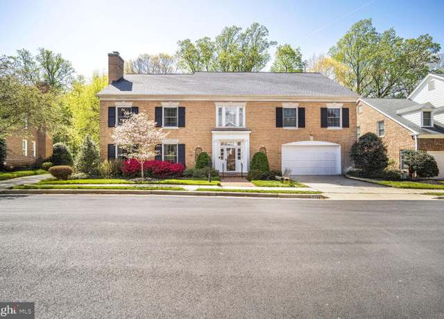 Property at 5133 52nd St NW, Washington, DC 20016, 5 beds, 5.5 baths
