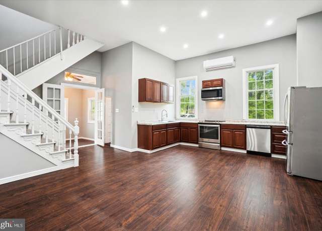 Property at 3169 Route 97, Glenwood, MD 21738, 6 beds, 4 baths