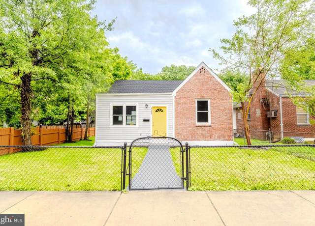 Property at 4105 38th St, Brentwood, MD 20722, 2 beds, 1 bath