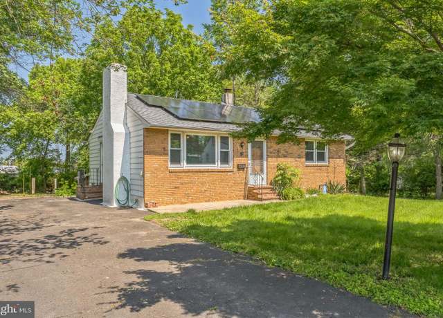 Property at 64 Poplar Ave, Warrington, PA 18976, 3 beds, 1 bath