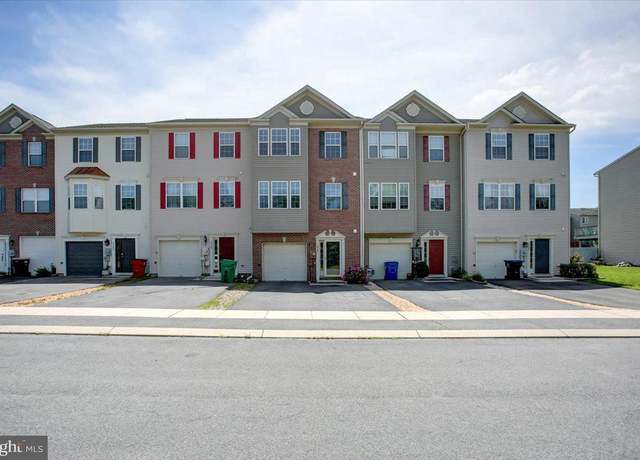 Property at 3385 Cornerstone Ct, Chambersburg, PA 17201, 3 beds, 3 baths