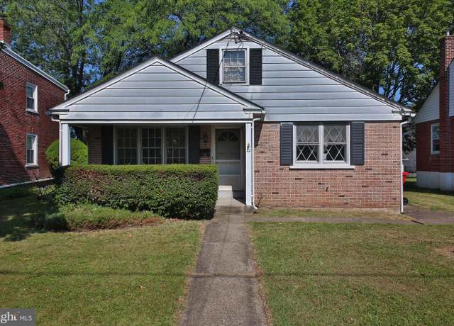 Property at 25 E Summit St, Souderton, PA 18964, 3 beds, 1 bath