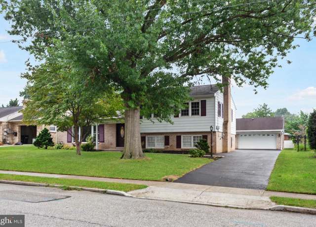 Property at 207 Mckinley Ave, Hanover, PA 17331, 4 beds, 2 baths