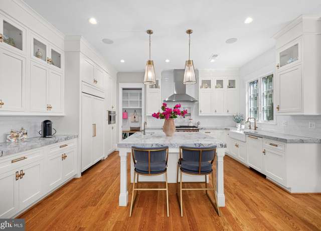 Property at 3403 John Marshall Dr, Arlington, VA 22207, 6 beds, 6.5 baths