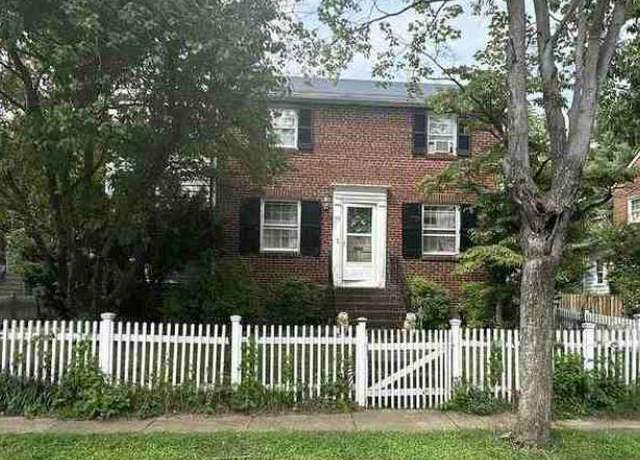 Property at 15 W Spring St, Alexandria, VA 22301, 3 beds, 1.5 baths