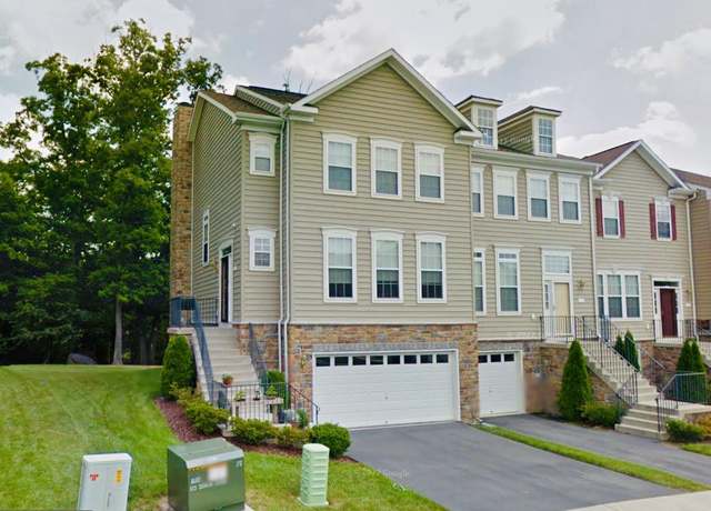 Property at 111 Cheshire Ct, Winchester, VA 22602, 3 beds, 2.5 baths