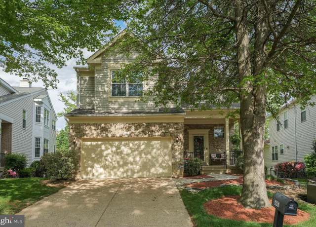 Property at 6607 Green Glen Ct, Alexandria, VA 22315, 4 beds, 3.5 baths