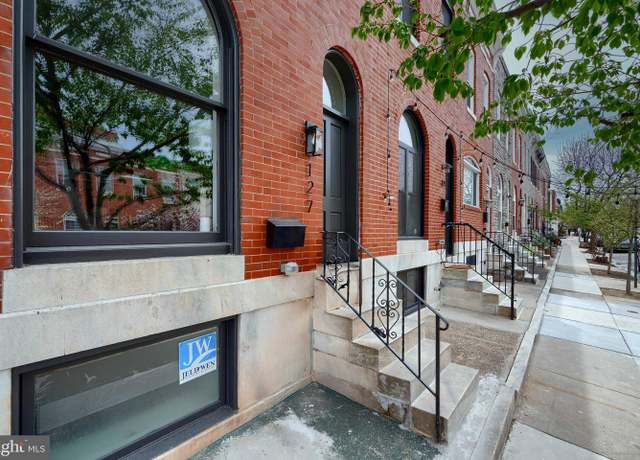 Property at 127 S East Ave, Baltimore, MD 21224, 4 beds, 3 baths