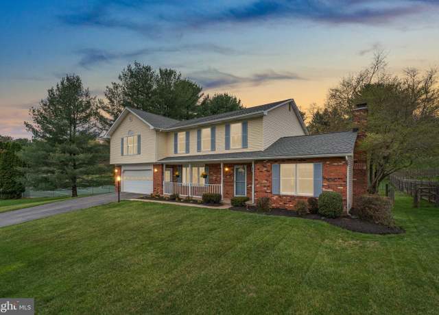 Property at 6212 Monroe Ave, Sykesville, MD 21784, 4 beds, 3.5 baths