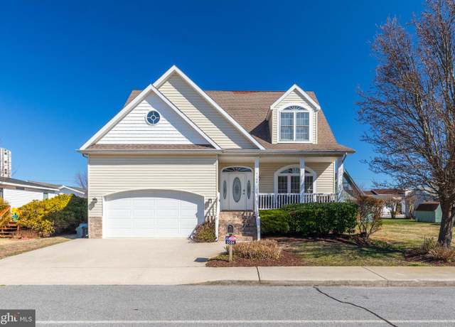 Property at 9104 Mediterranean Dr, Ocean City, MD 21842, 4 beds, 2.5 baths
