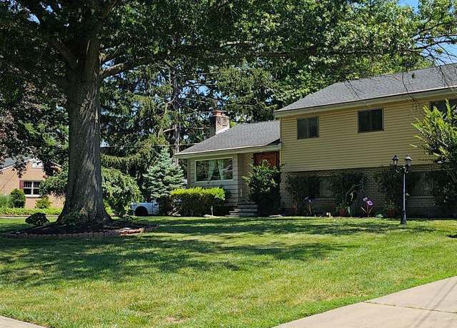 Property at 89 Upper Fry, Ewing, NJ 08628, 4 beds, 2.5 baths