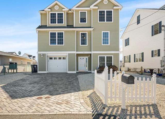 Property at 13 W Schuylkill Rd, Tuckerton, NJ 08087, 4 beds, 3 baths