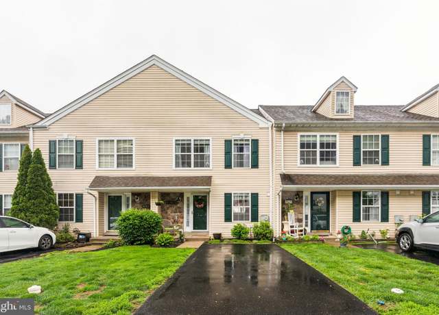 Property at 4621 Louise Saint Claire Dr, Doylestown, PA 18902, 3 beds, 2.5 baths